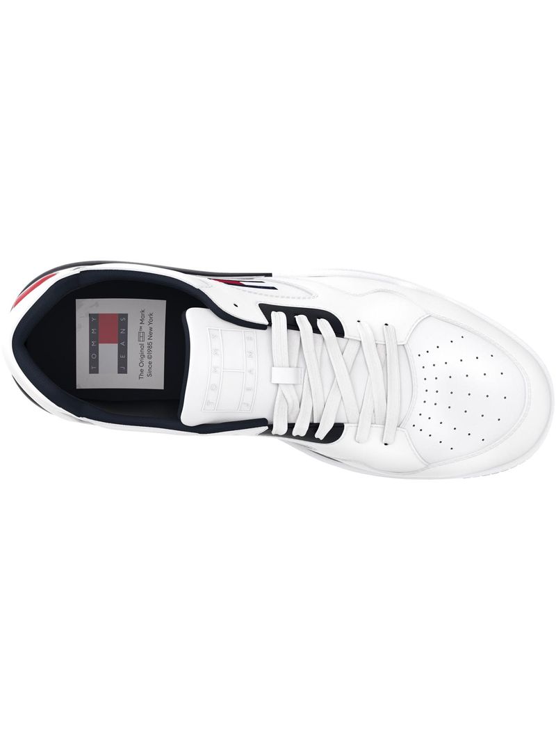 tenis-blanco-color-block-de-cuero-con-parche
