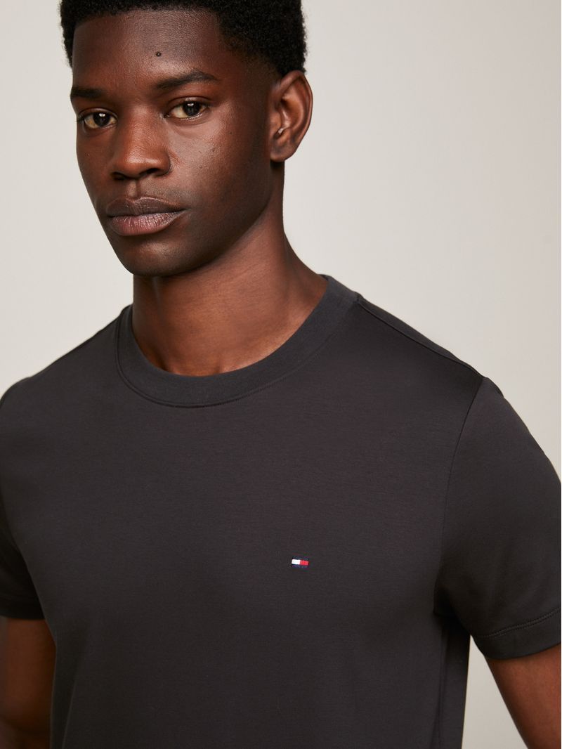 camiseta-negra-tejido-interlock-corte-slim