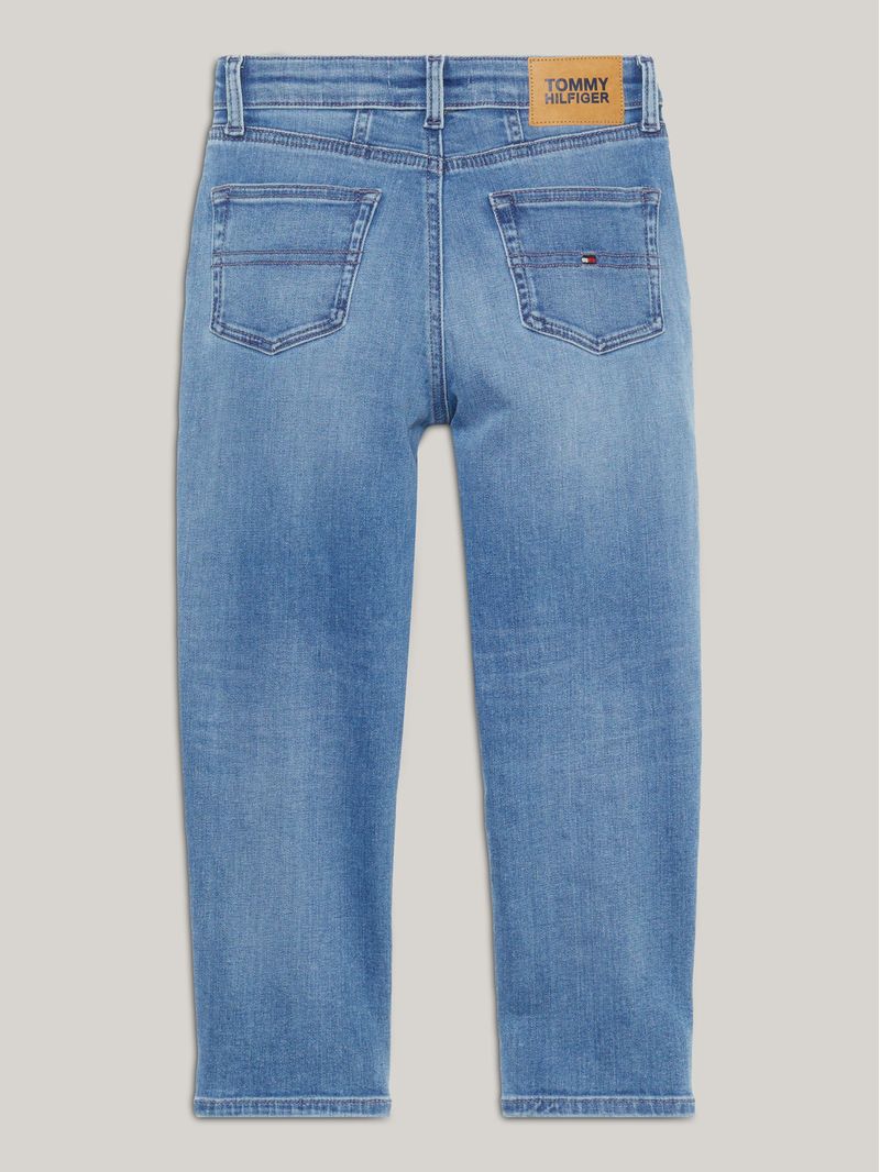 jeans-azul-de-pierna-conica-con-lavado-ligero