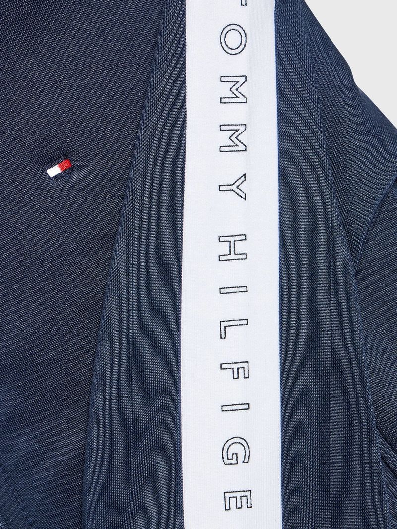 label-2