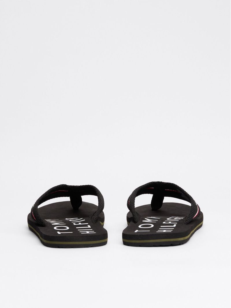 sandalias-negro-distintivas-logos