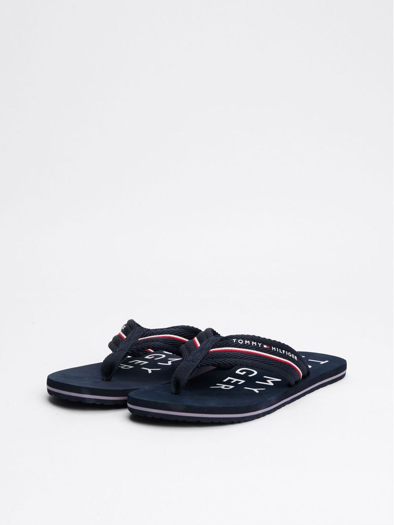 sandalias-azul-distintivas-logos
