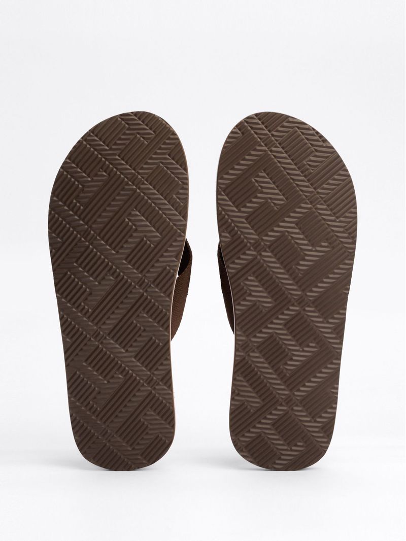 sandalias-chocolate-plantilla-masaje