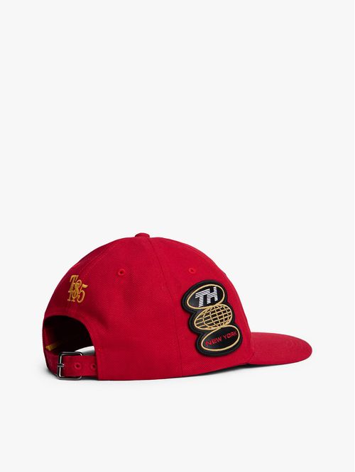 Gorra roja de béisbol con logo colección F1 APXGP