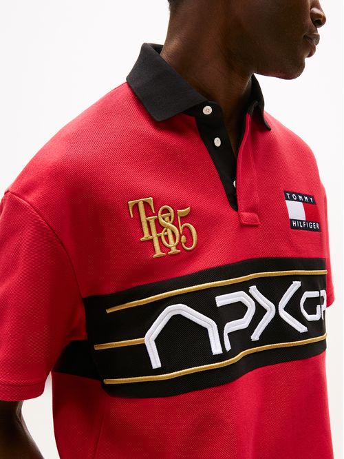 Polo rojo amplio con logo colección F1 APXGP