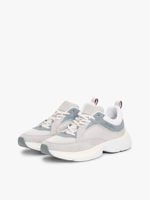 Tenis gris Modern de running con texturas