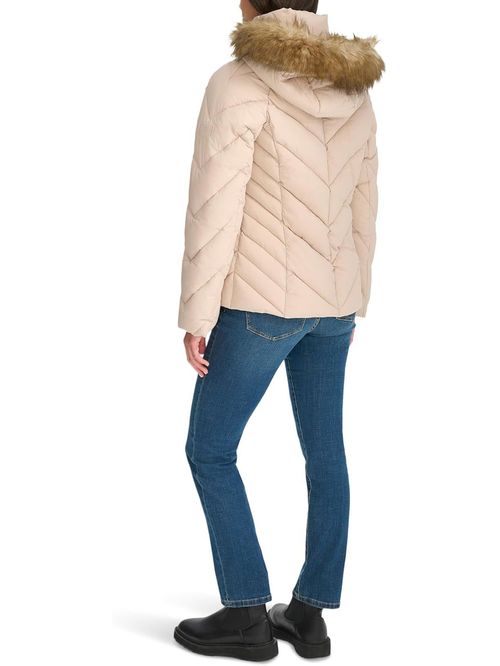 Chaqueta Beige acolchada con capota