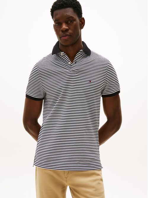 Polo Negro con Rayas Negras de Corte Regular