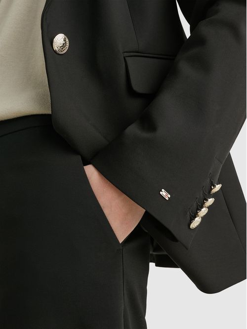 Blazer Negro de Corte Clasico Con Botonadura Sencilla para Mujer