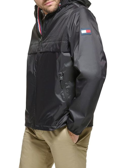 Chaqueta negra manga larga con cierre de cremallera