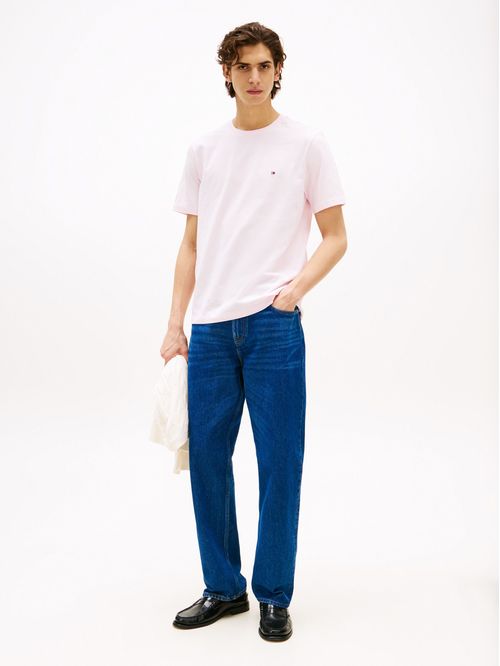 Camiseta rosa de cuello redondo