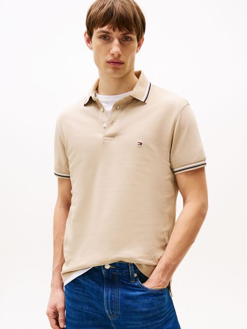Polo beige ribeteado de corte slim