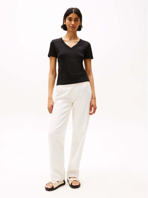 Camiseta negra de rayas con Cuello en V