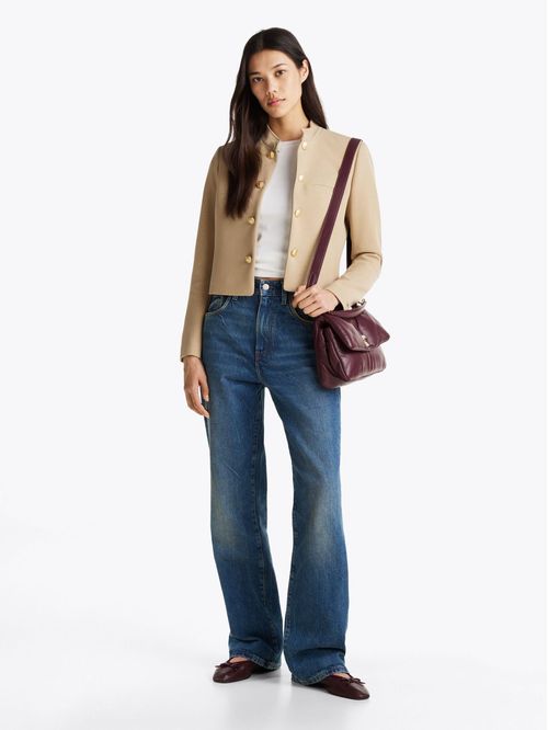 Americana beige de corte slim y cuello mao