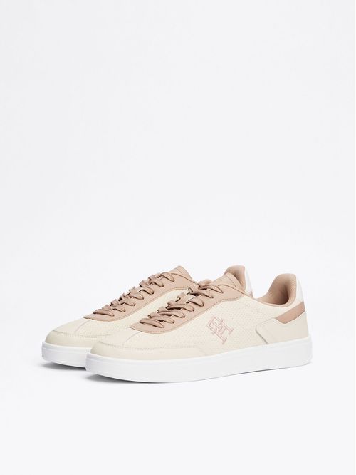 Tenis beige color block con monograma TH