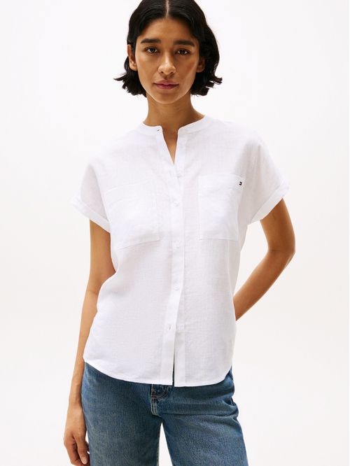 Blusa blanca amplia de manga corta en lino