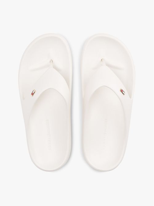 Sandalias blanco anatómicas con logo esmaltado