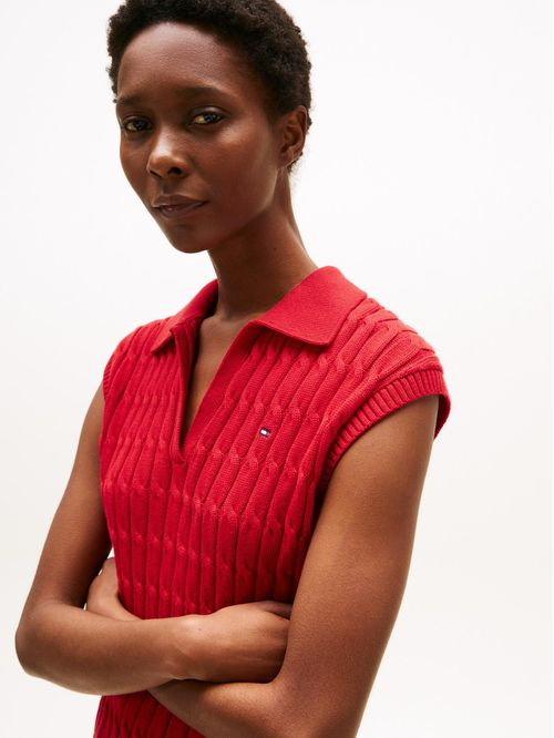 Polo rojo de punto trenzado sin mangas