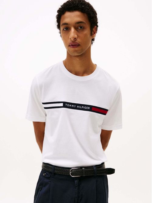 Camiseta blanca de cuello redondo con logo