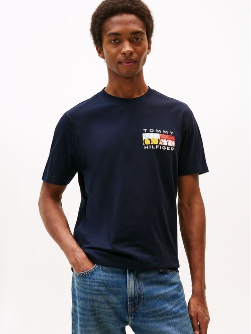 Camiseta azul de cuello redondo con logo