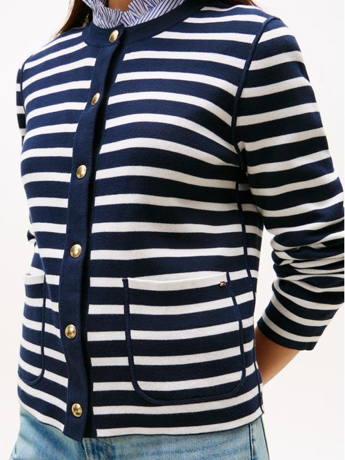 Cárdigan azul con diseño de rayas