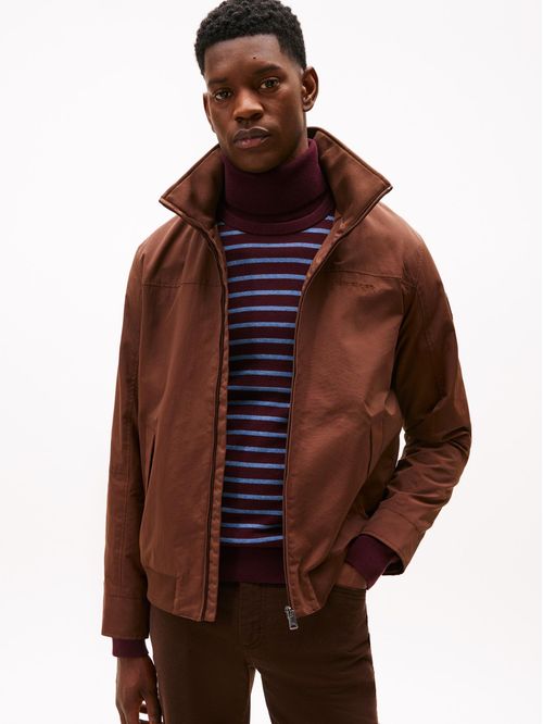 Chaqueta marrón regatta con logo