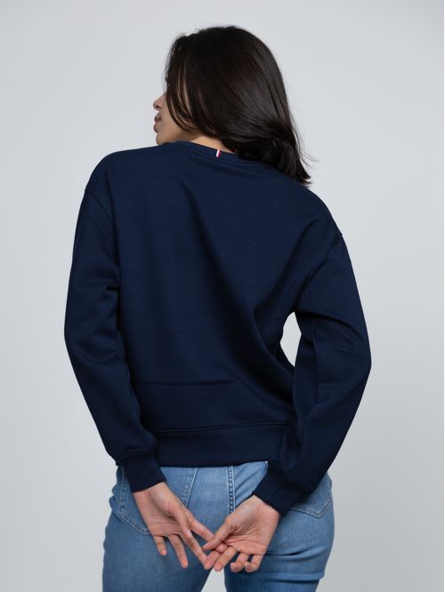 Saco azul oscuro fleece de cuello redondo con logo gráfico