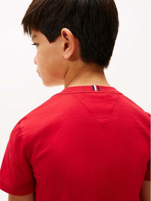 Camiseta roja de punto con logo bordado