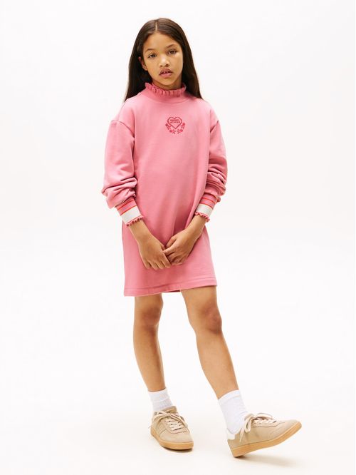 Vestido rosado con volantes y logo