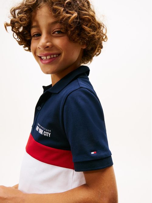 Polo multicolor de piqué color block de corte regular