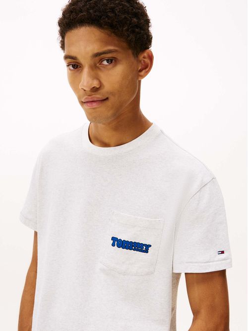 Camiseta gris slim de cuello redondo con logo