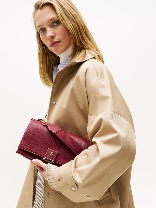 Bolso rojo cruzado de cuero granulado